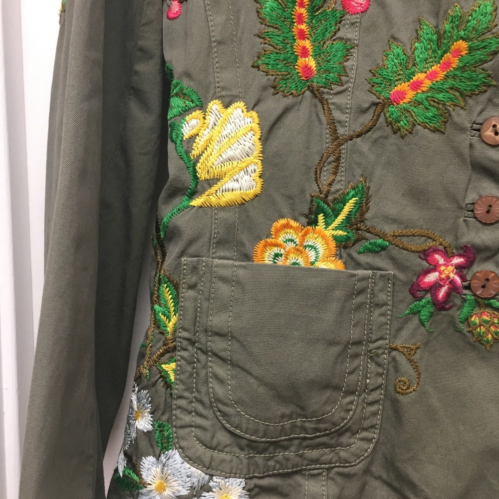 JOHNNY WAS JWLA Jacket Embroidered Trim - Picture 6 of 13